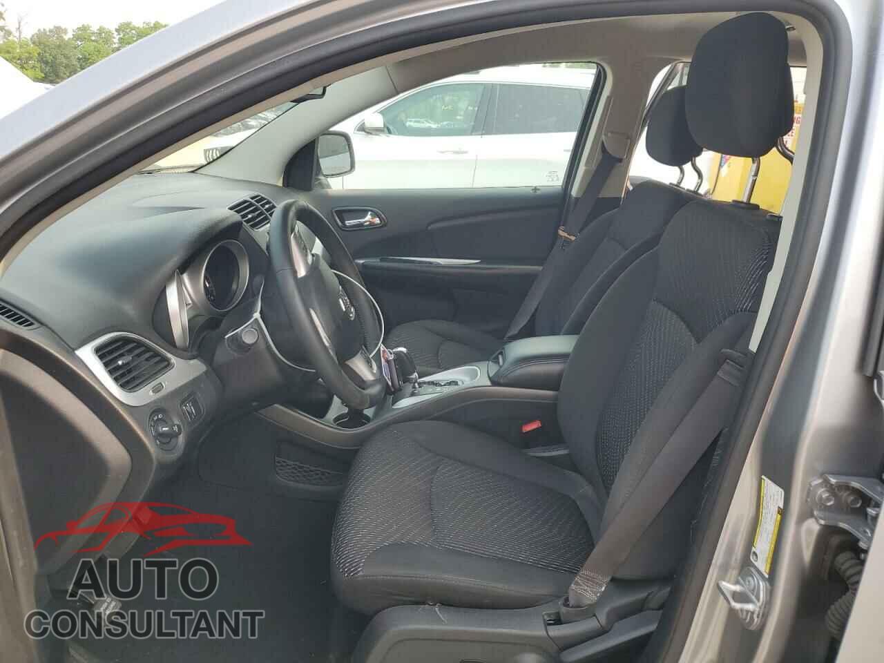 DODGE JOURNEY 2017 - 3C4PDCBG5HT599636