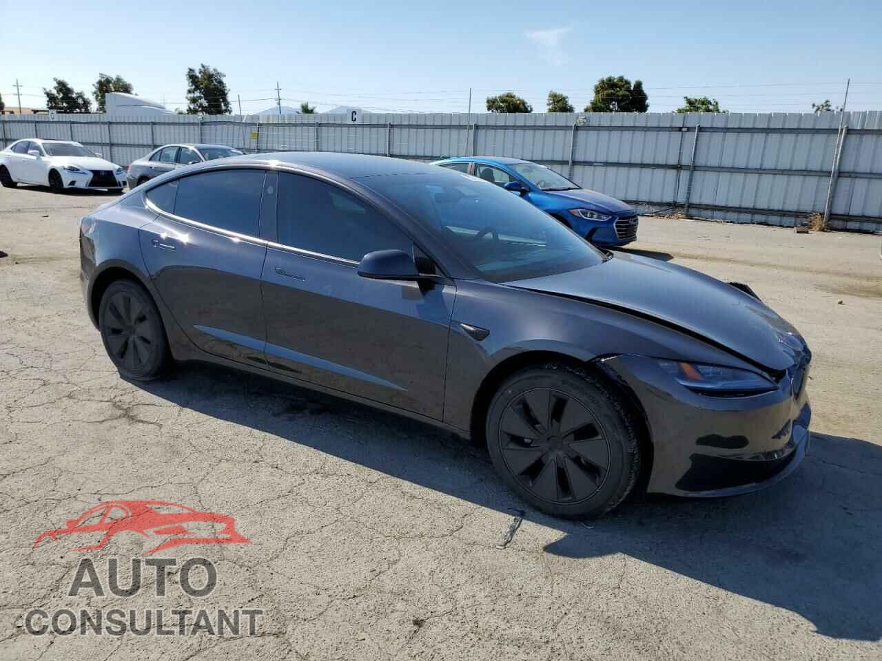 TESLA MODEL 3 2024 - 5YJ3E1EA3RF746382
