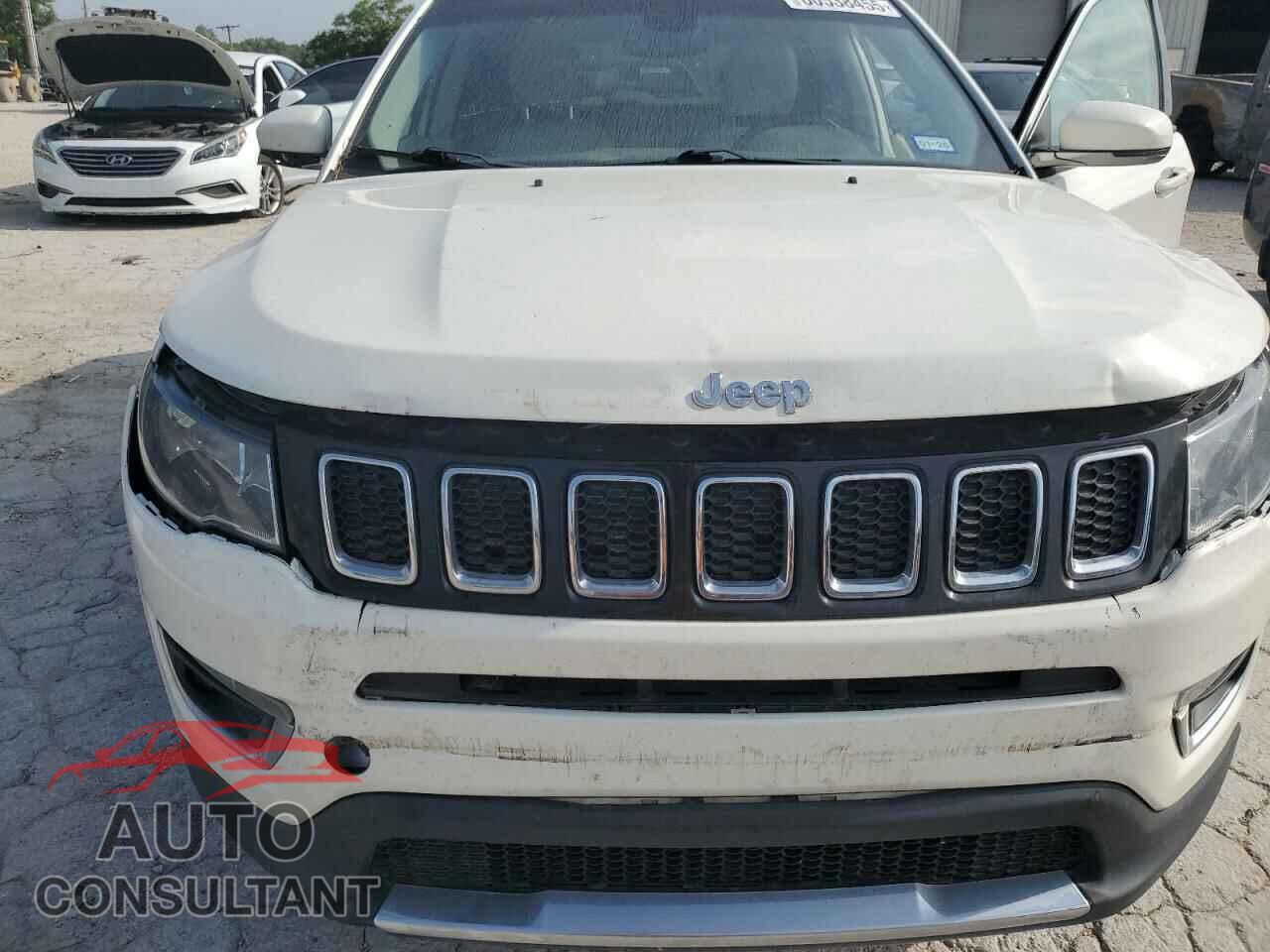 JEEP COMPASS 2020 - 3C4NJDCB1LT125751