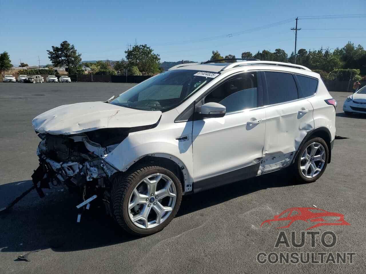 FORD ESCAPE 2018 - 1FMCU9J90JUD44677