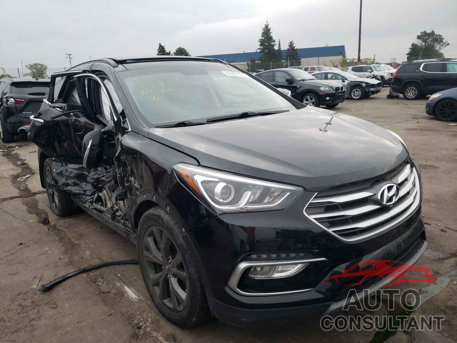 HYUNDAI SANTA FE 2018 - 5NMZWDLA2JH104556