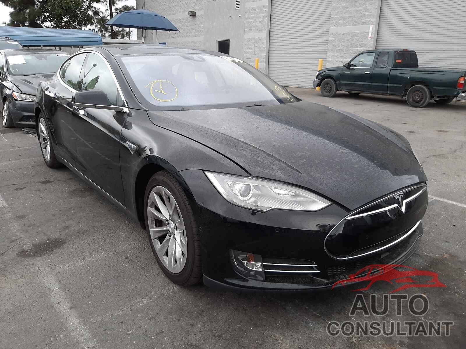 TESLA MODEL S 2016 - 5YJSA1E22GF133957