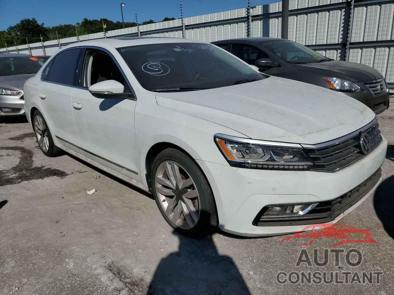 VOLKSWAGEN PASSAT 2017 - 1VWGT7A3XHC076839