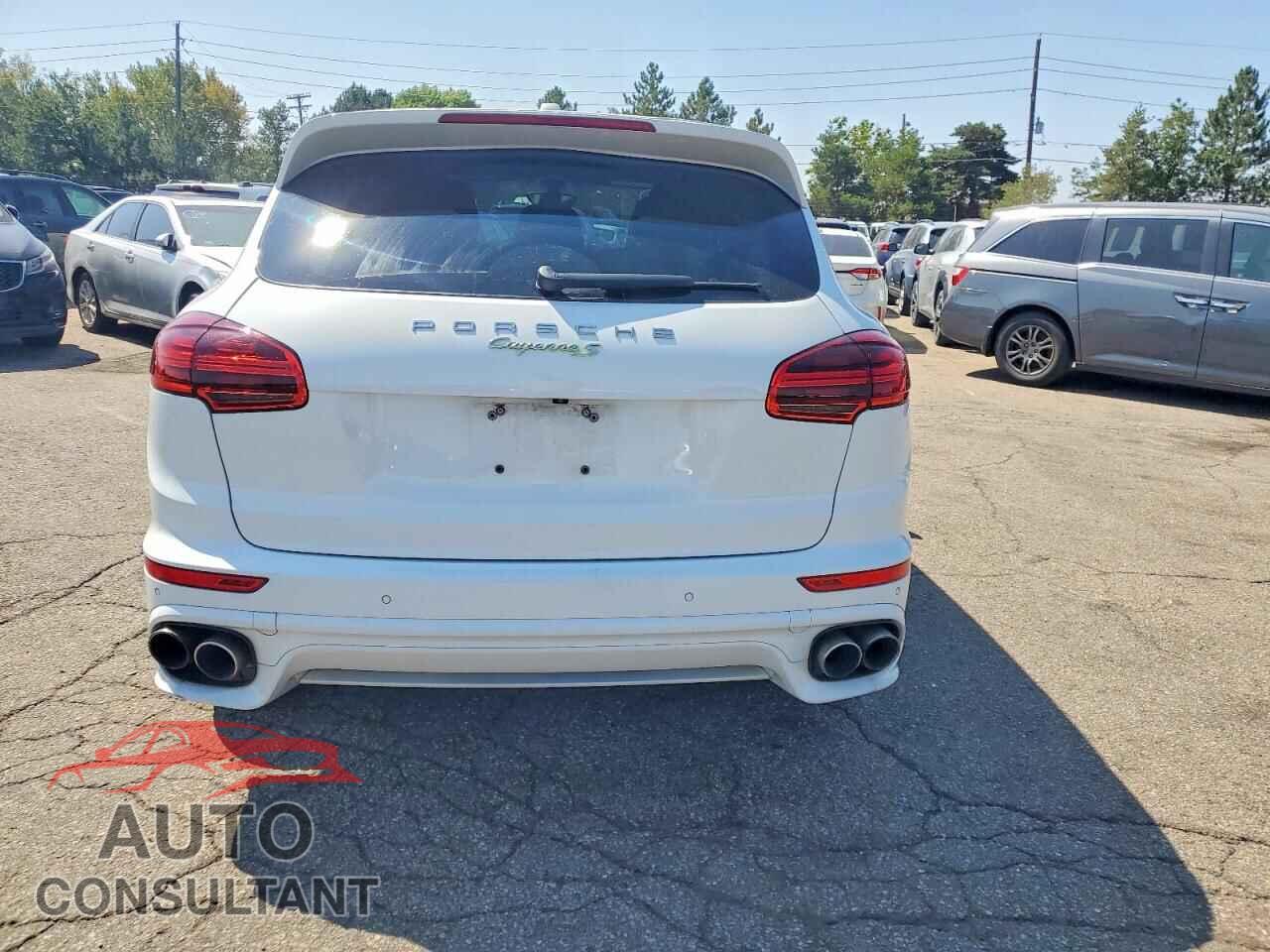 PORSCHE CAYENNE 2015 - WP1AE2A21FLA52521