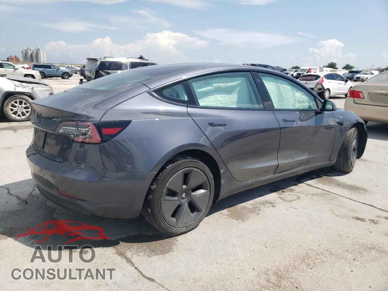 TESLA MODEL 3 2021 - 5YJ3E1EA5MF031760