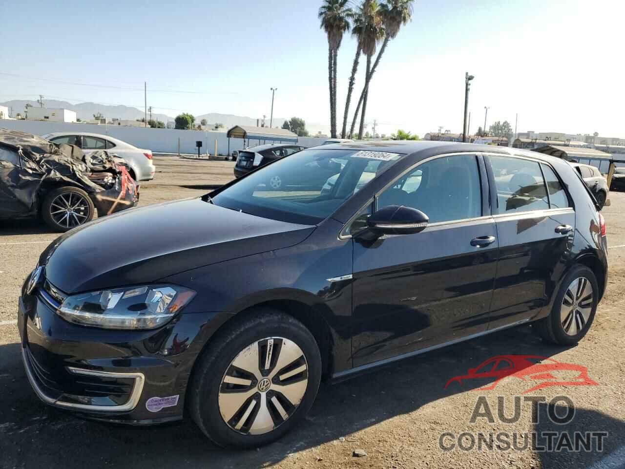 VOLKSWAGEN GOLF 2019 - WVWKR7AU8KW908155