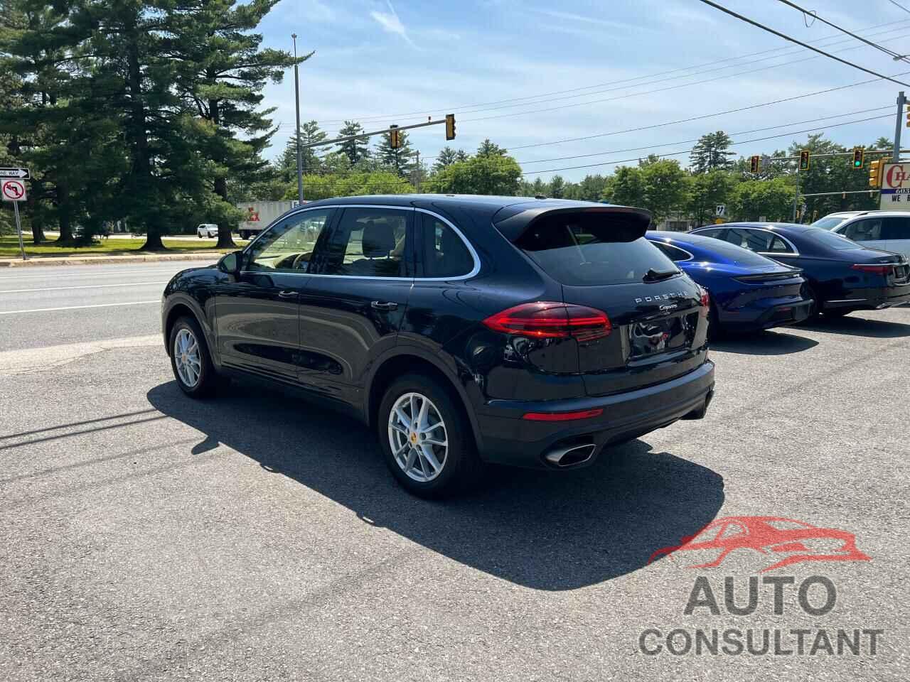 PORSCHE CAYENNE 2016 - WP1AA2A22GKA36878