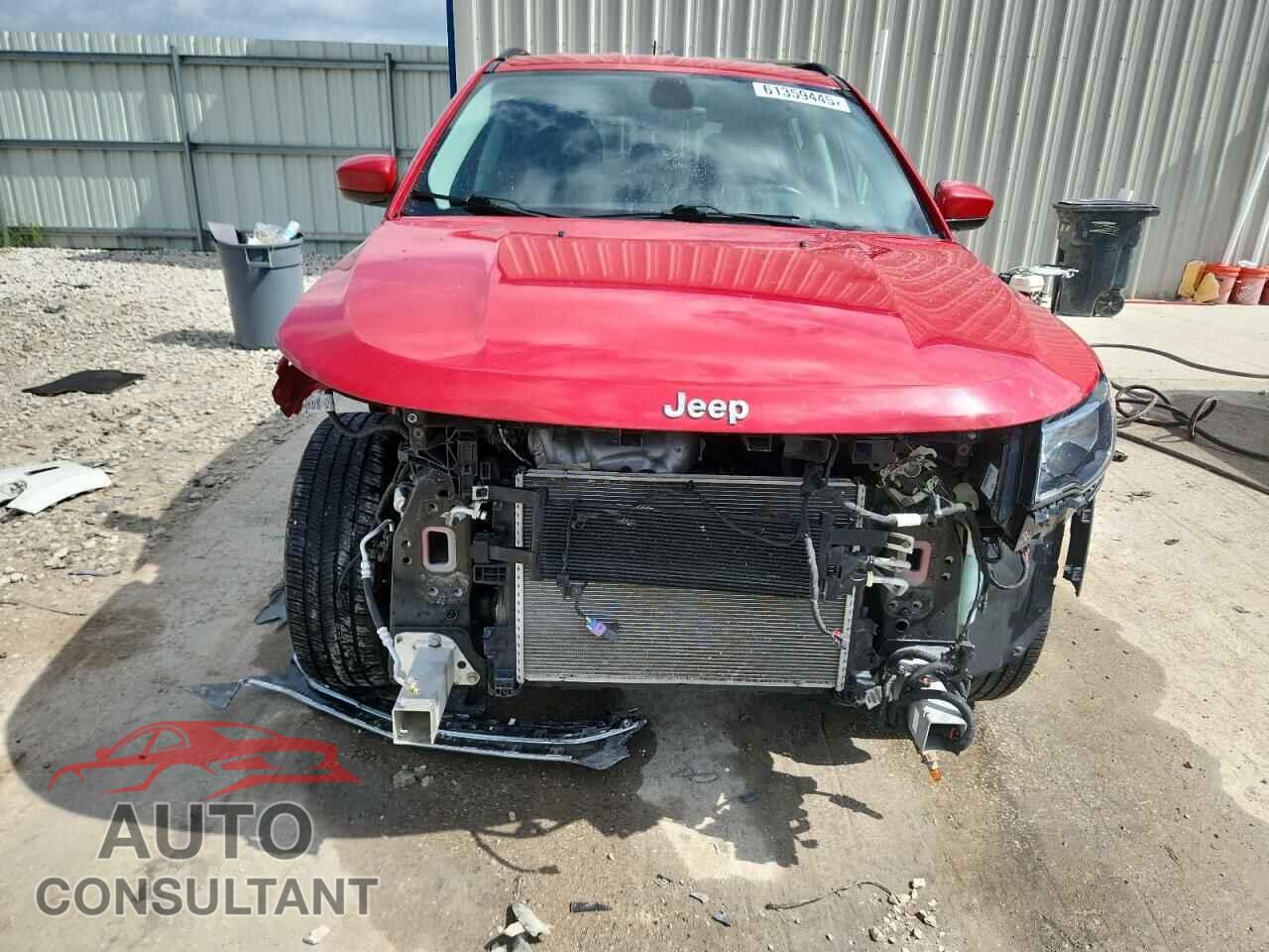 JEEP COMPASS 2018 - 3C4NJDBB9JT201621