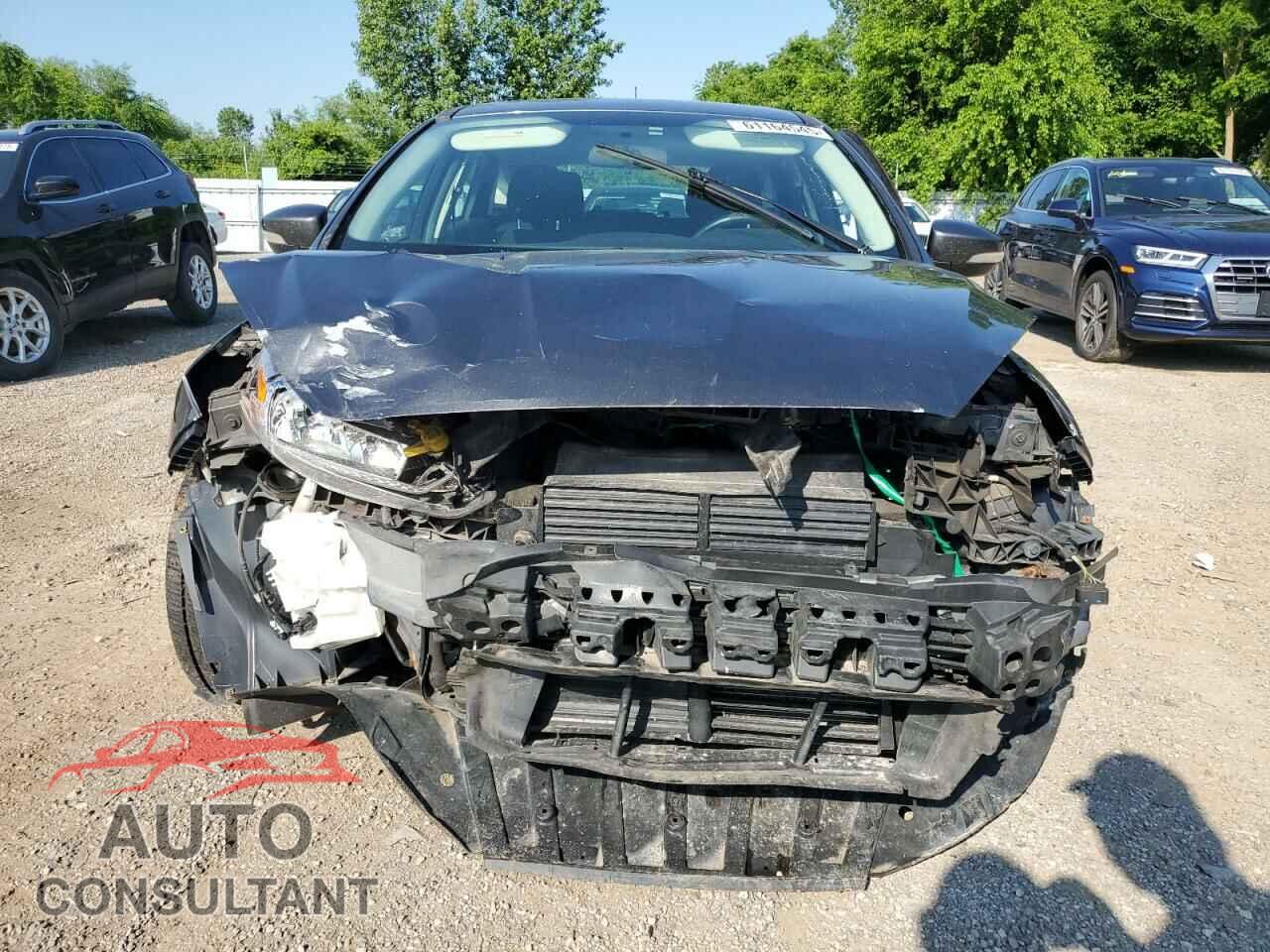 FORD FOCUS 2017 - 1FADP3K28HL334385