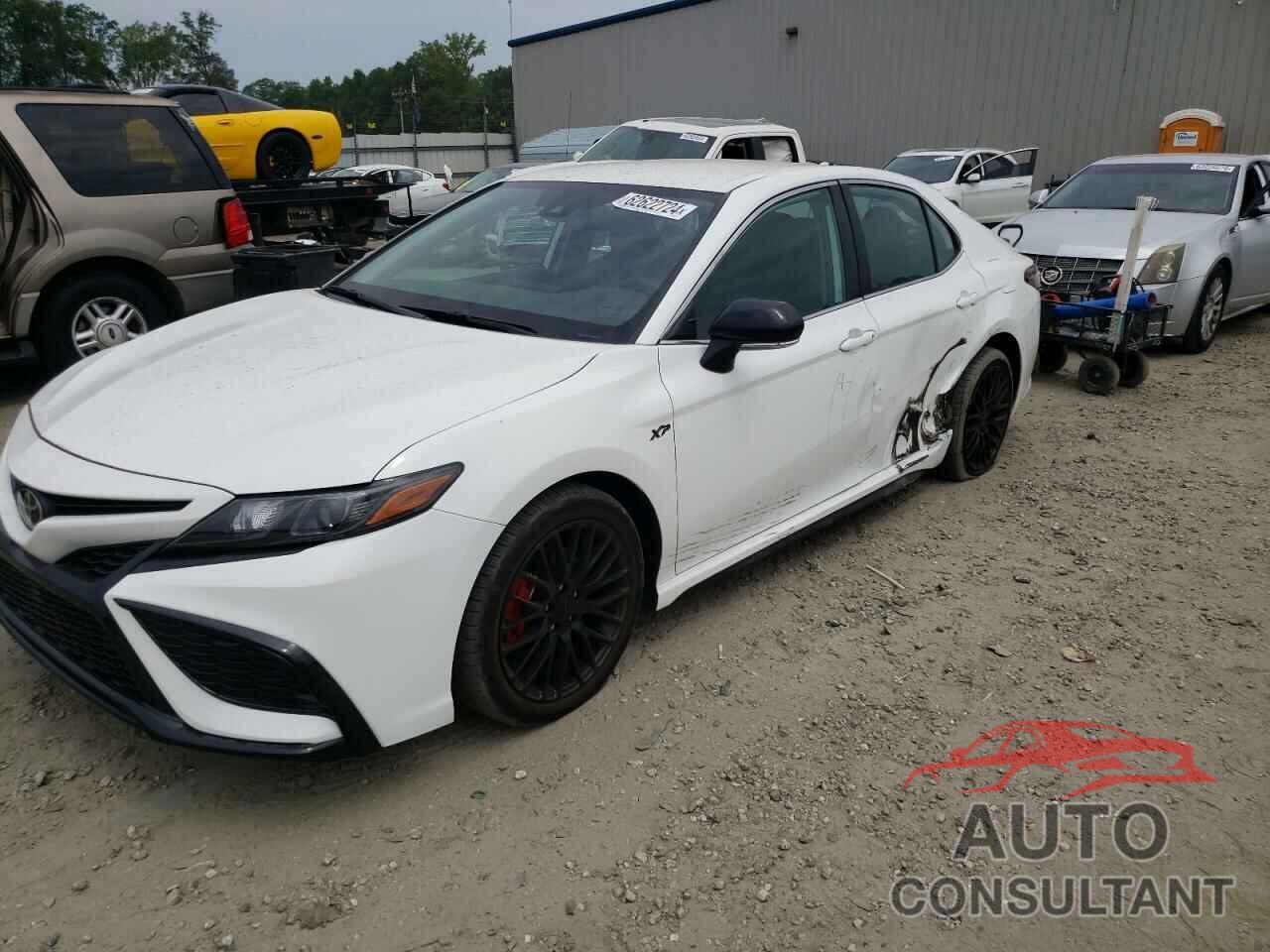 TOYOTA CAMRY 2022 - 4T1T11AK4NU049049