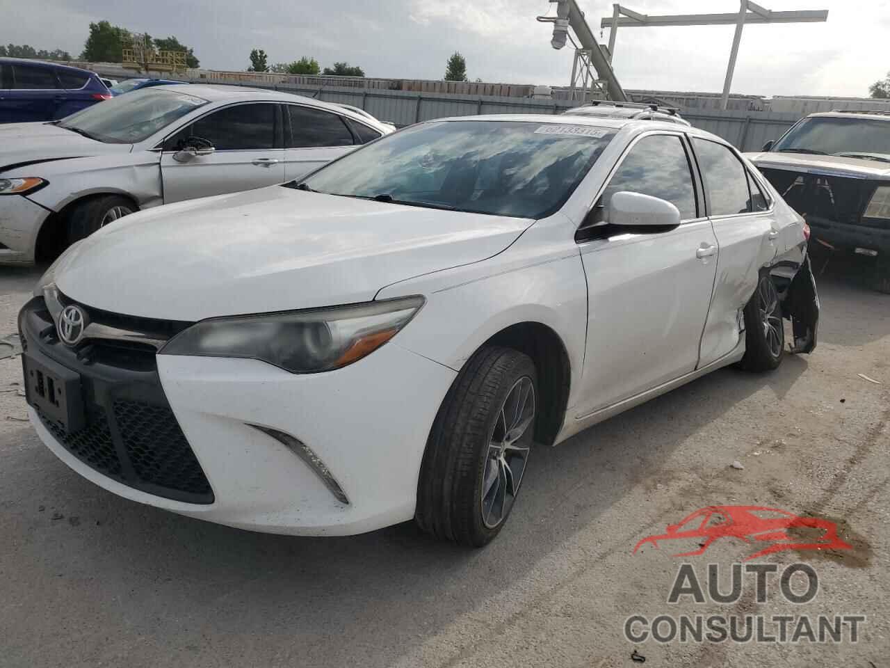 TOYOTA CAMRY 2015 - 4T1BF1FK0FU113725