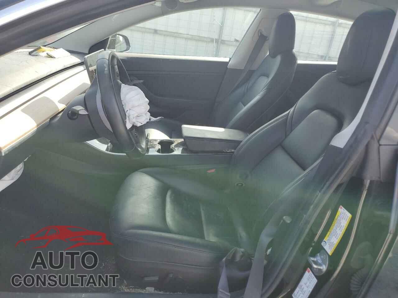 TESLA MODEL 3 2018 - 5YJ3E1EA6JF015966