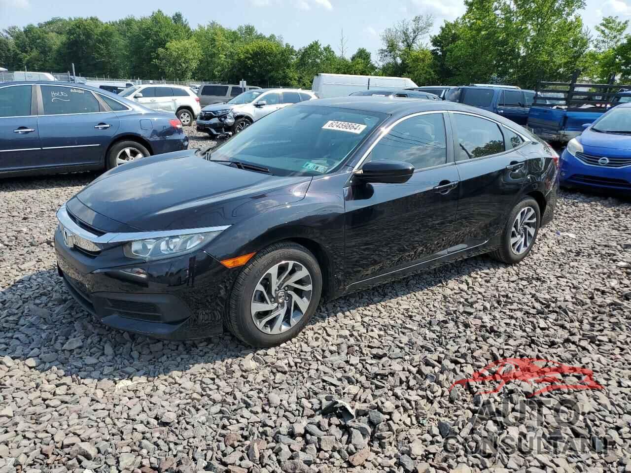 HONDA CIVIC 2018 - 2HGFC2F72JH530941