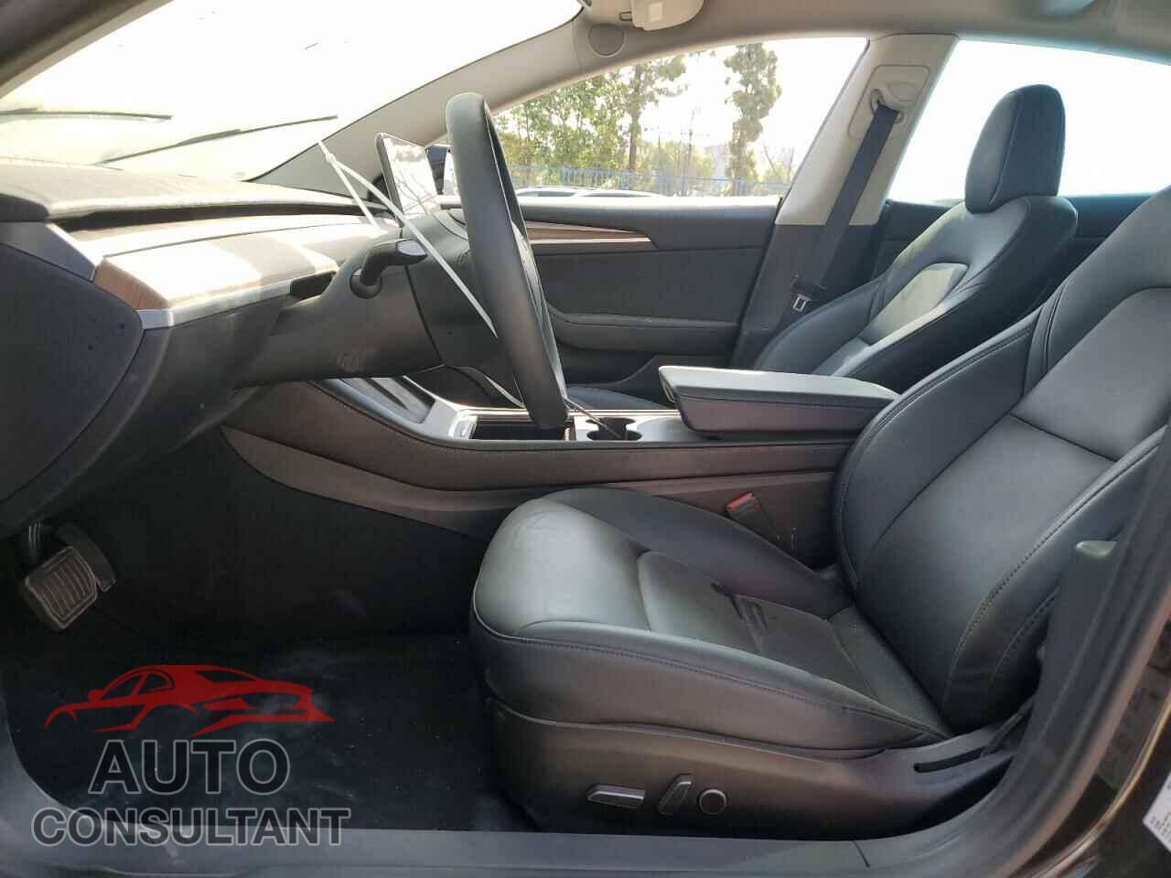 TESLA MODEL 3 2023 - 5YJ3E1EA5PF669401