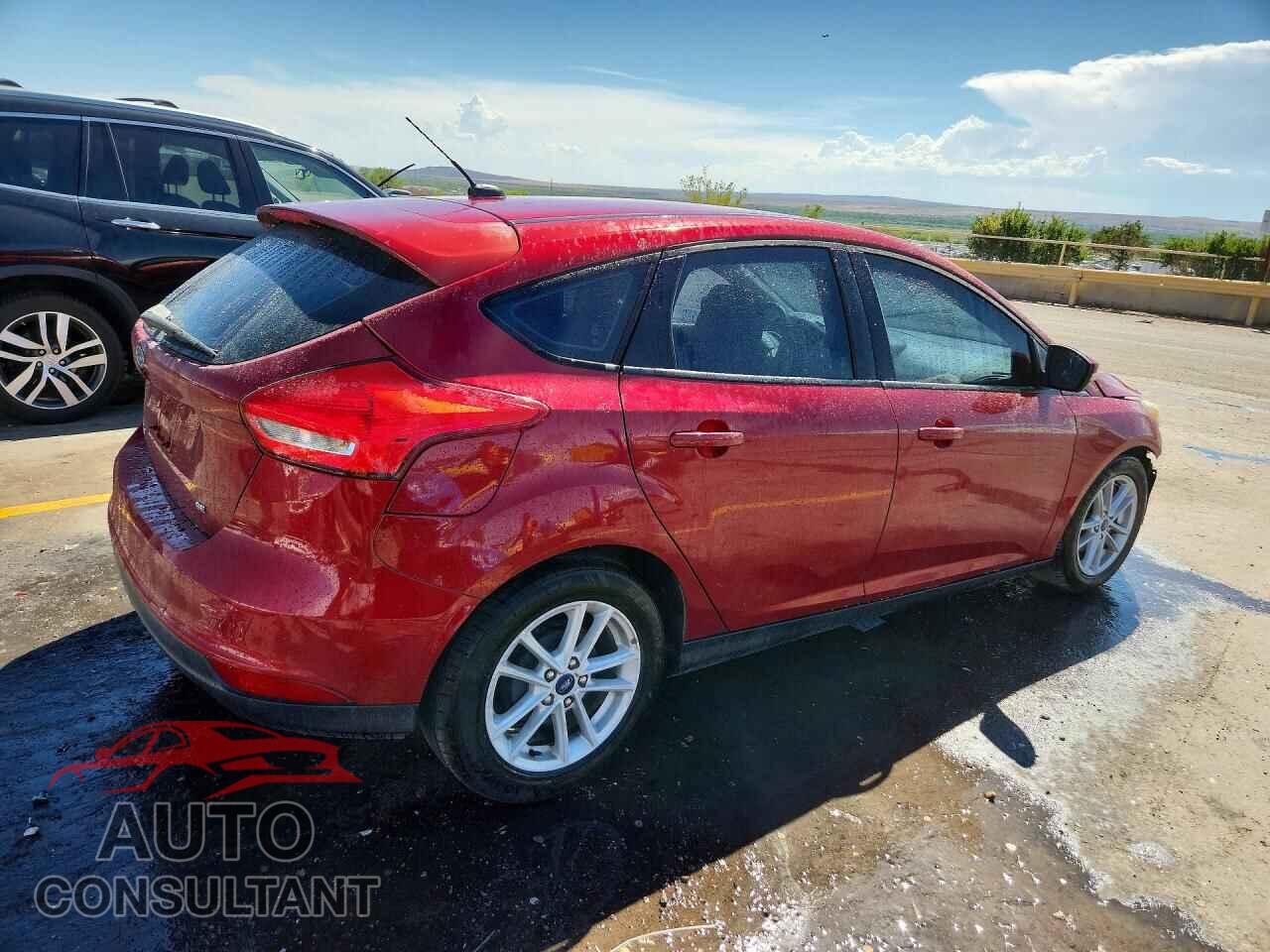 FORD FOCUS 2017 - 1FADP3K29HL337442
