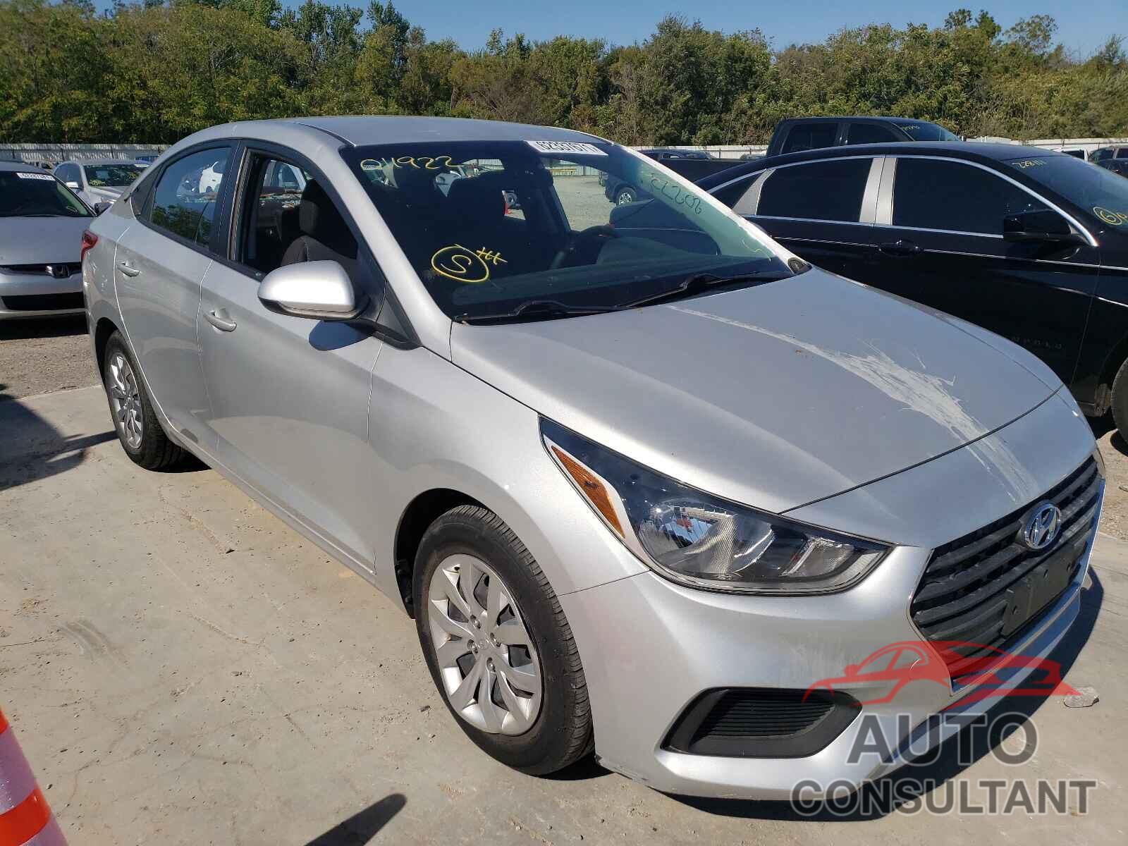 HYUNDAI ACCENT 2018 - 3KPC24A30JE011922