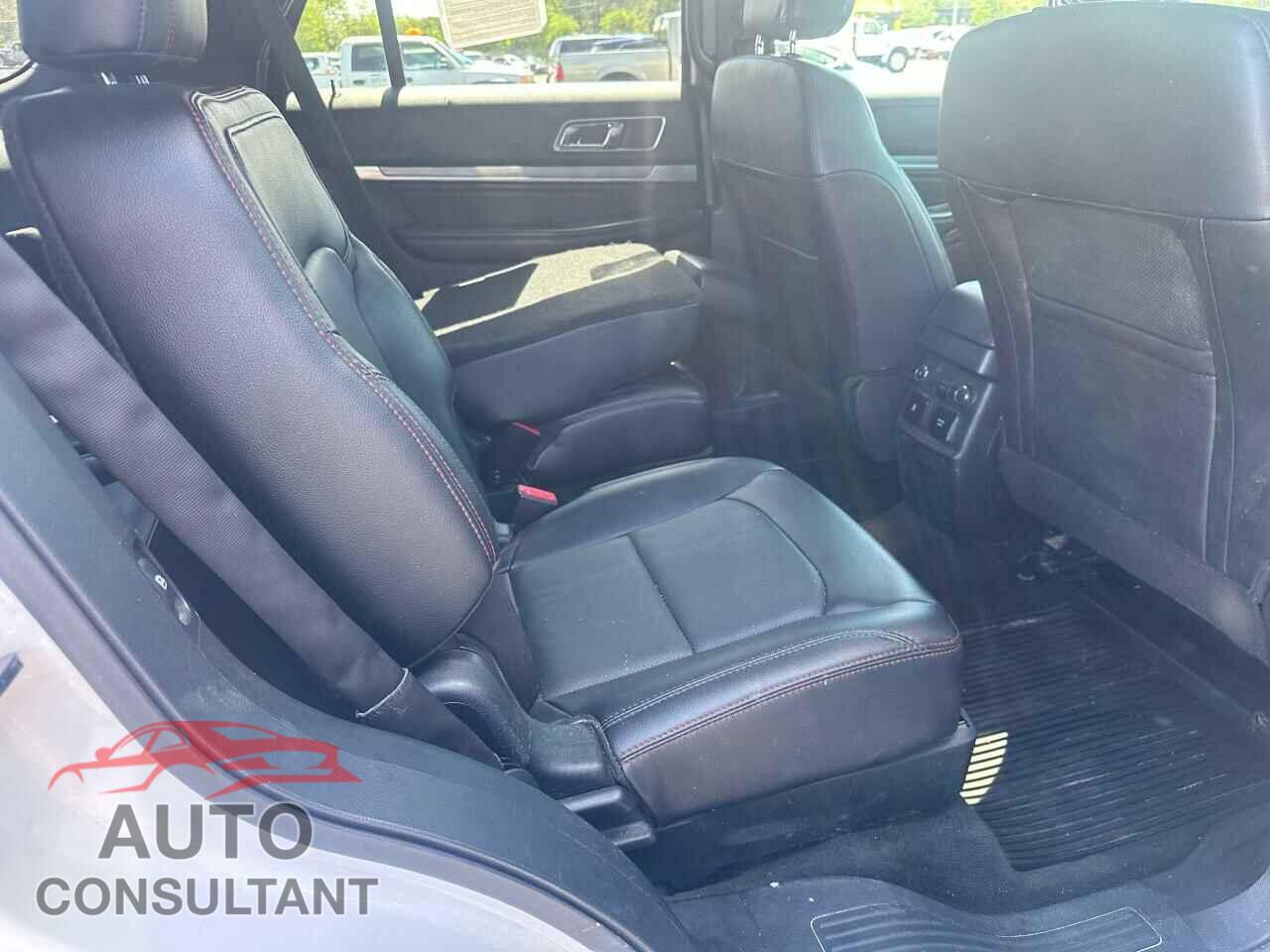 FORD EXPLORER 2016 - 1FM5K8GT2GGD19699