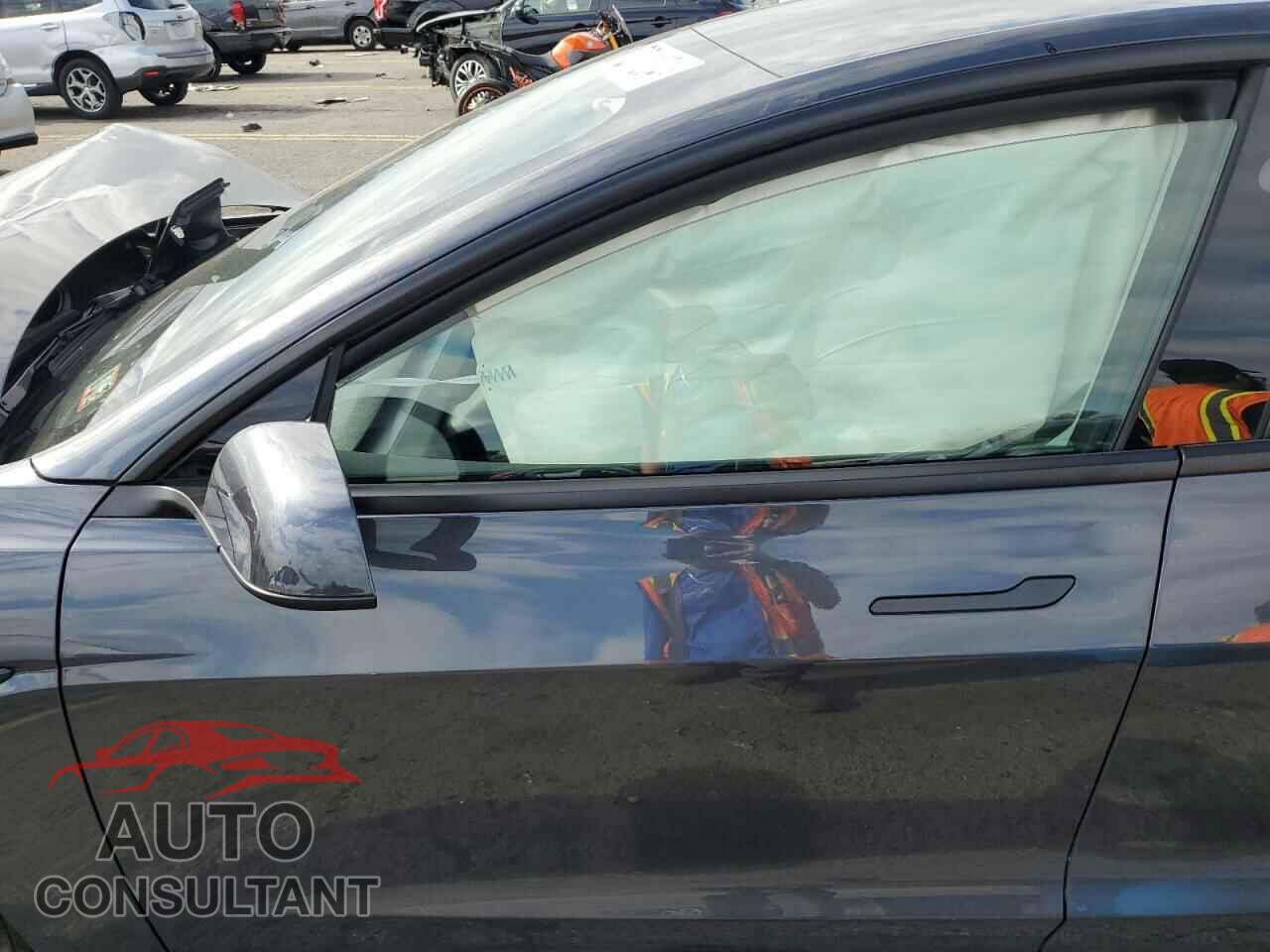 TESLA MODEL 3 2024 - 5YJ3E1EA8RF721672