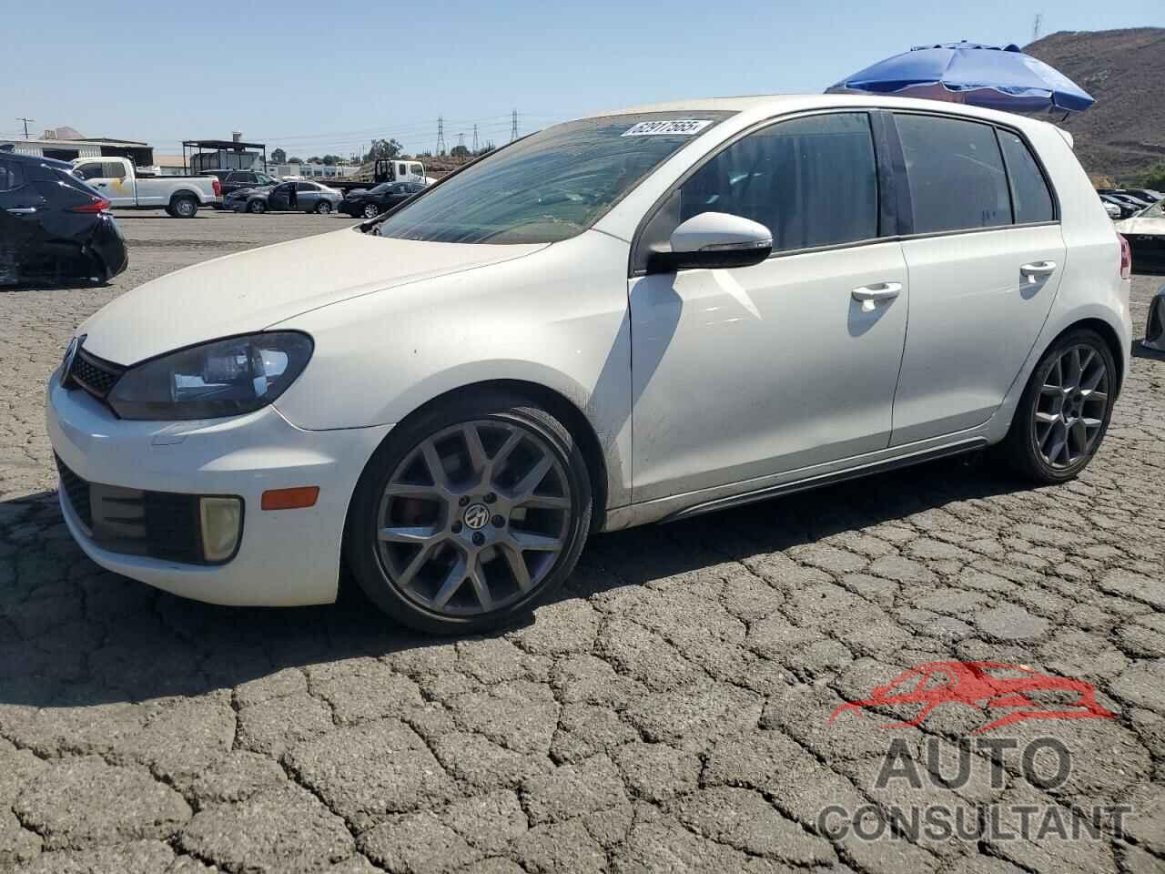 VOLKSWAGEN GTI 2013 - WVWHD7AJ2DW096059