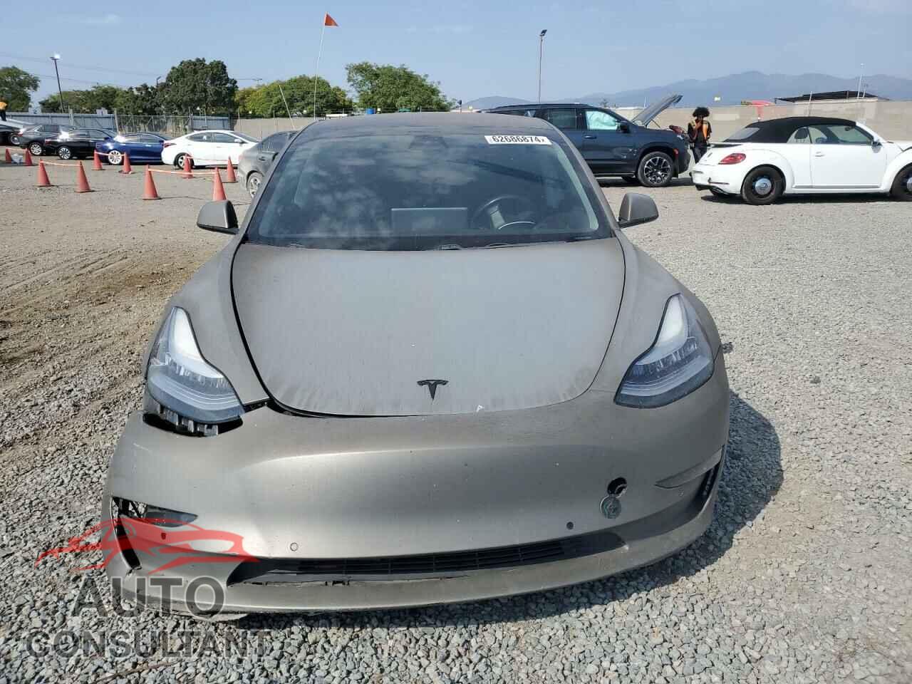 TESLA MODEL 3 2018 - 5YJ3E1EB7JF184399