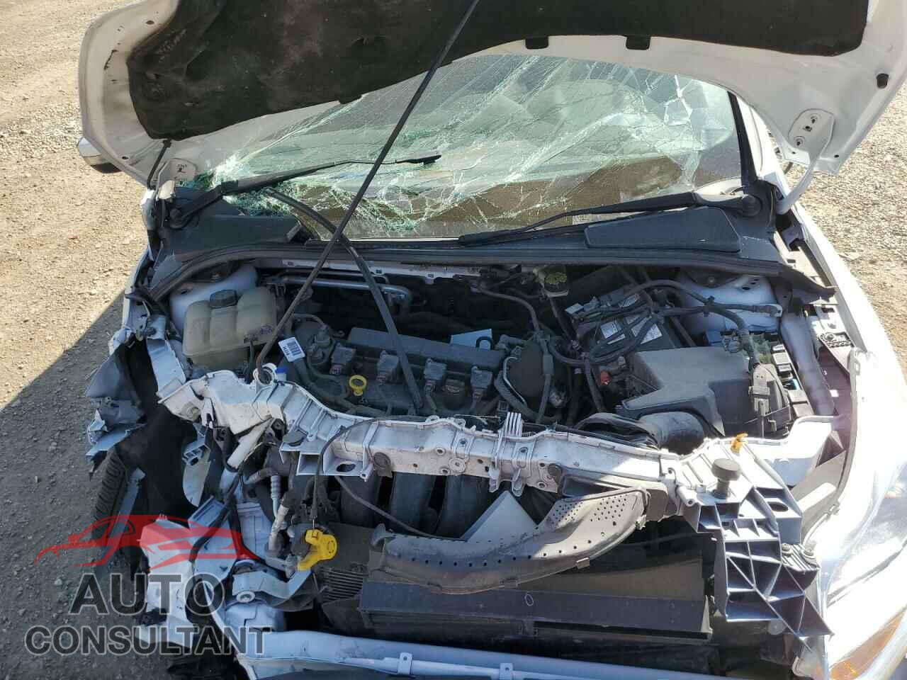 FORD FOCUS 2014 - 1FADP3F21EL420577