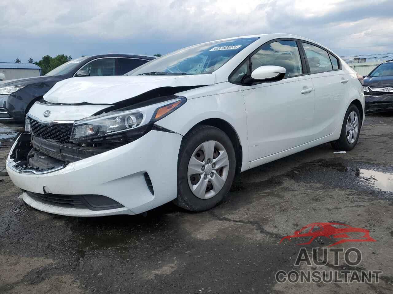 KIA FORTE 2018 - 3KPFK4A70JE216902