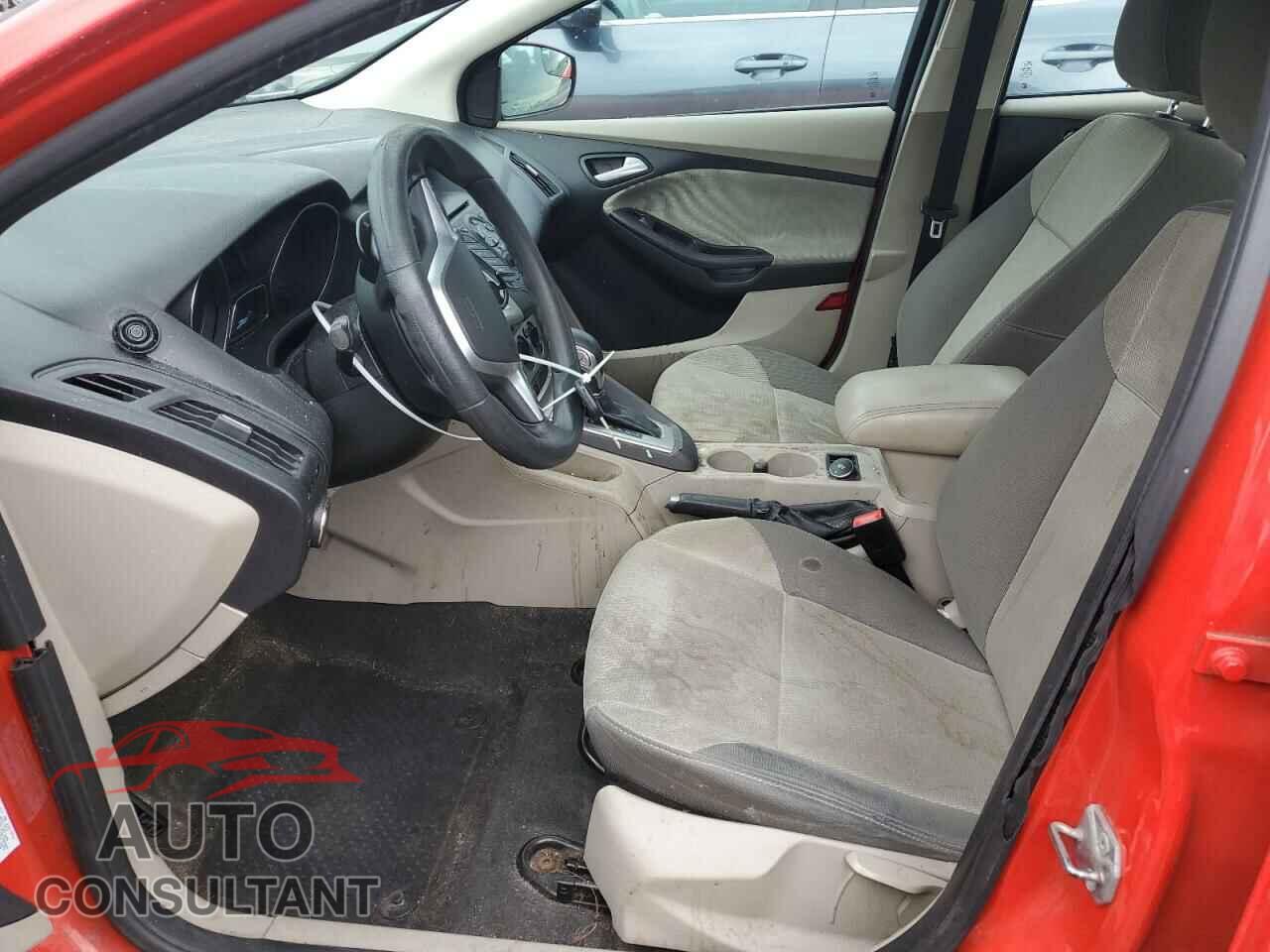 FORD FOCUS 2014 - 1FADP3F22EL320570
