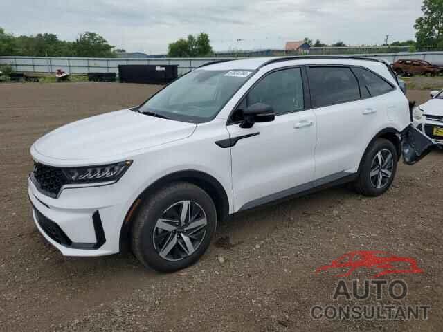 KIA SORENTO 2023 - 5XYRL4LC9PG236565