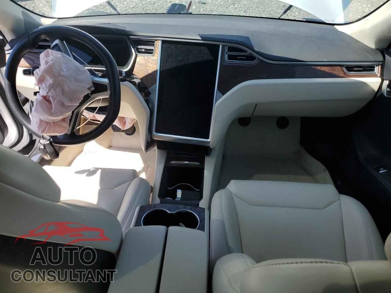 TESLA MODEL S 2017 - 5YJSA1E24HF228585