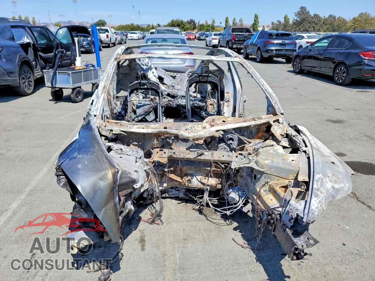 TESLA MODEL 3 2024 - 5YJ3E1EA3RF863251