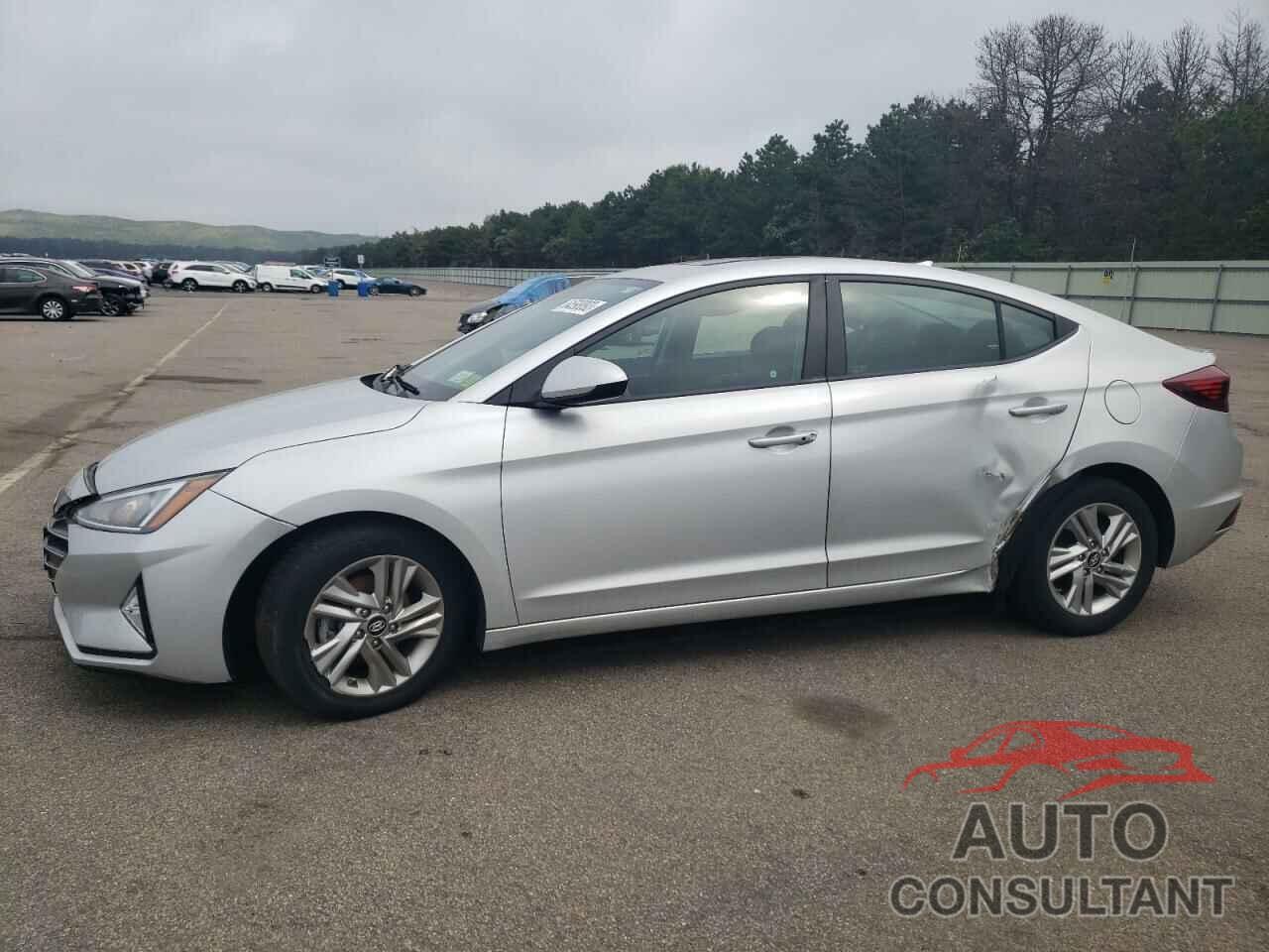 HYUNDAI ELANTRA 2019 - KMHD84LF5KU762913
