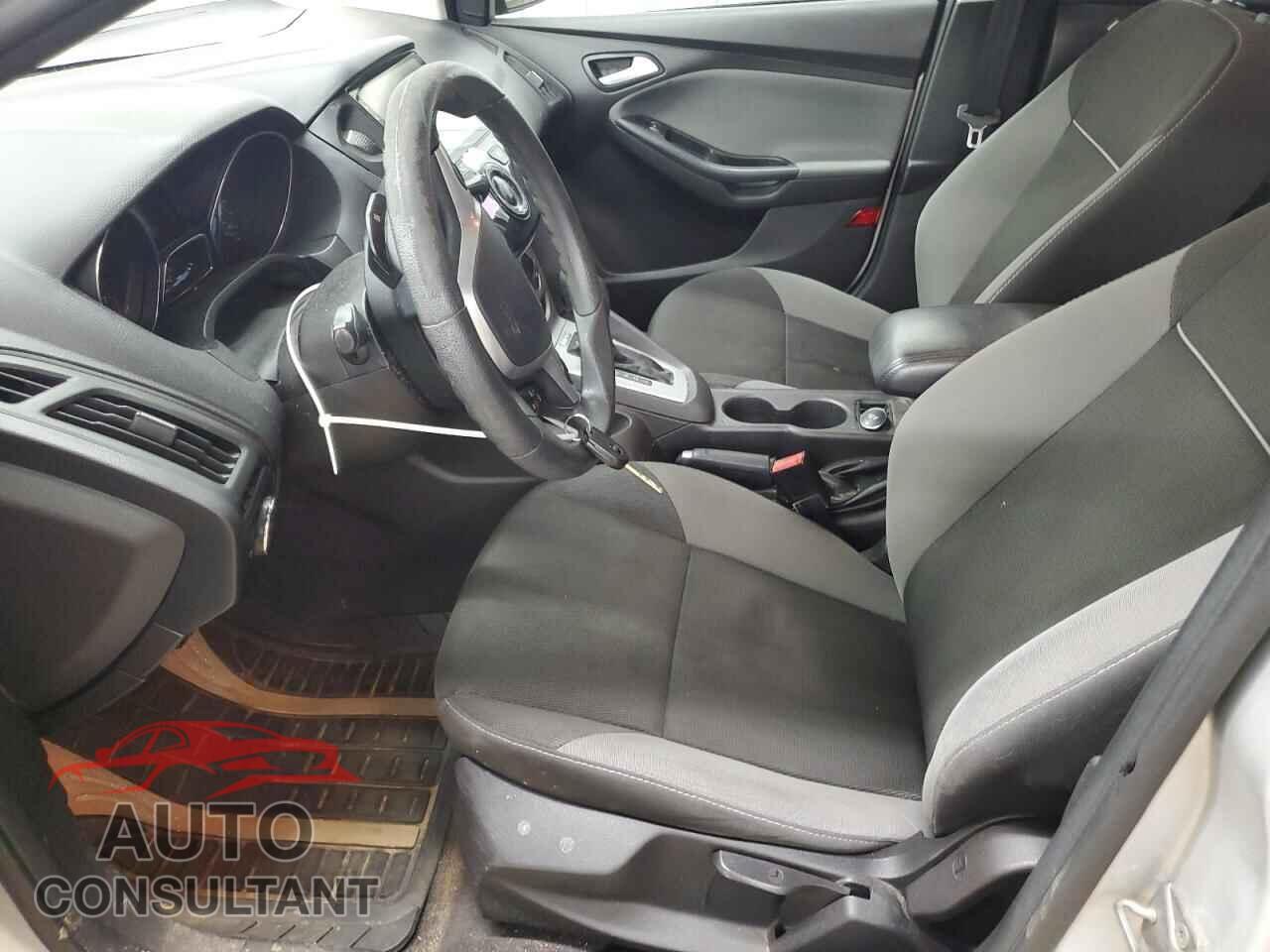 FORD FOCUS 2013 - 1FADP3F23DL375267