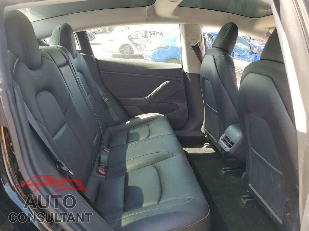 TESLA MODEL 3 2018 - 5YJ3E1EA8JF154500