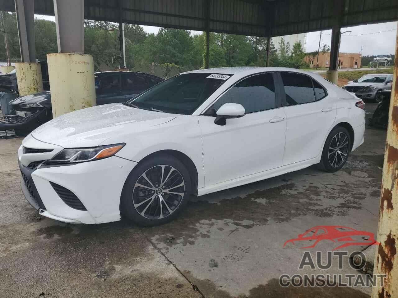 TOYOTA CAMRY 2018 - 4T1B11HK1JU531778