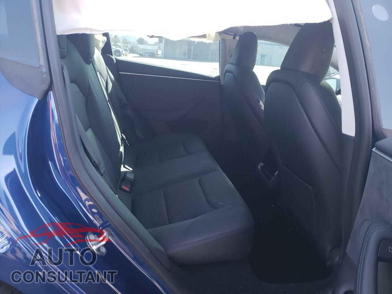 TESLA MODEL 3 2024 - 5YJ3E1EB5RF797309
