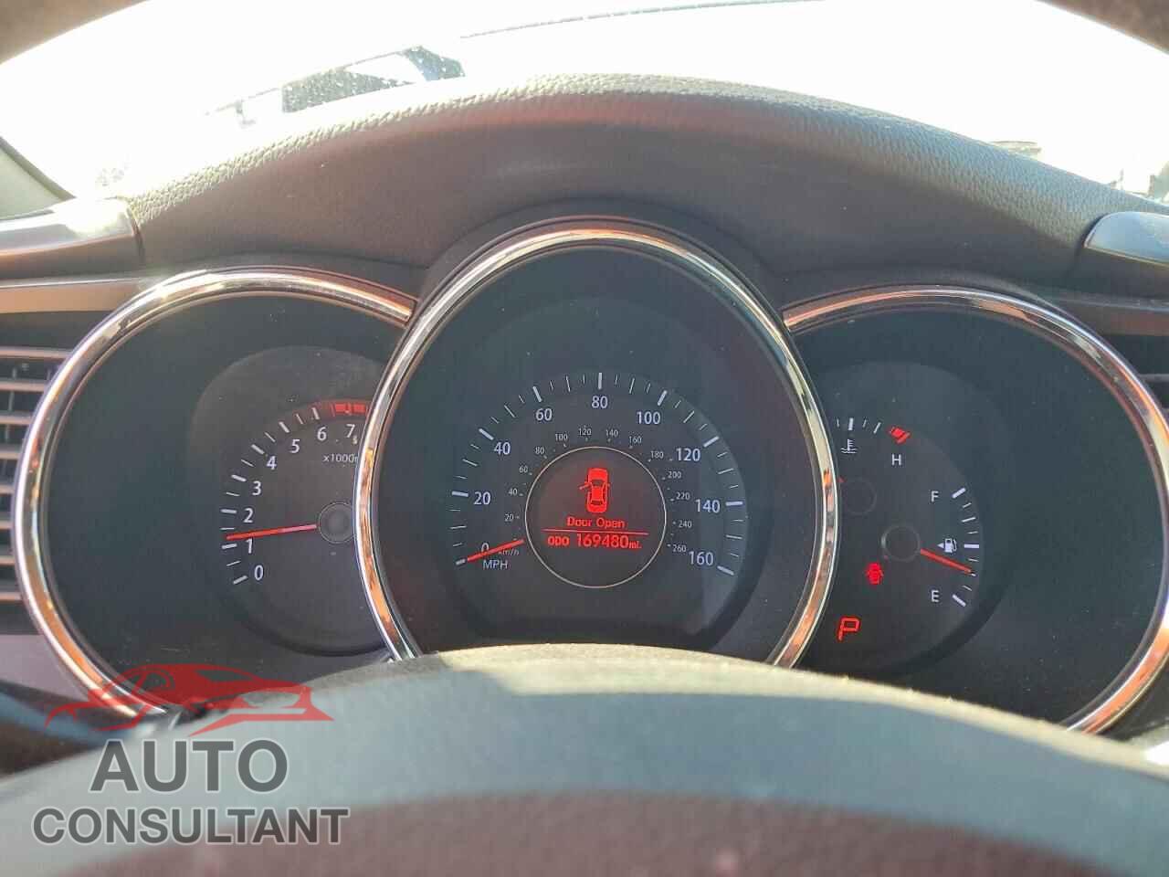 KIA OPTIMA 2011 - KNAGM4A73B5124045