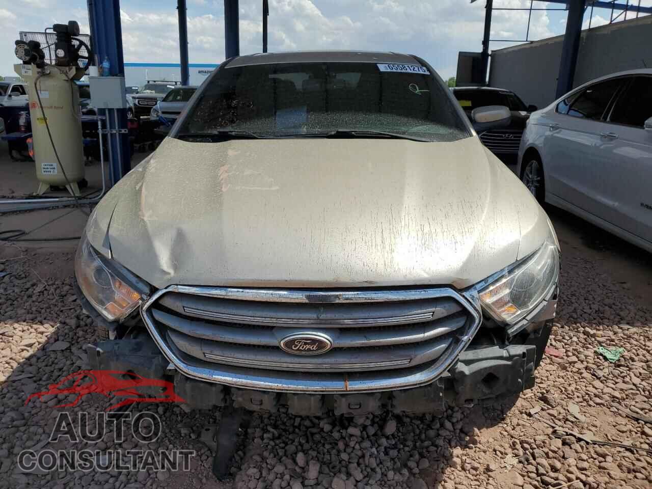 FORD TAURUS 2017 - 1FAHP2H85HG129039