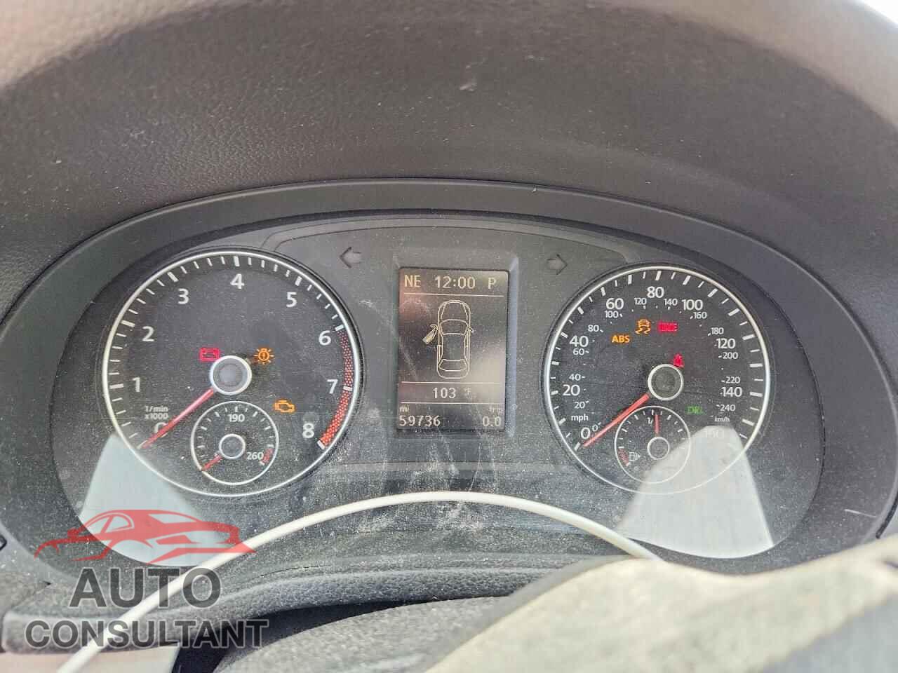 VOLKSWAGEN PASSAT 2013 - 1VWBP7A30DC051909