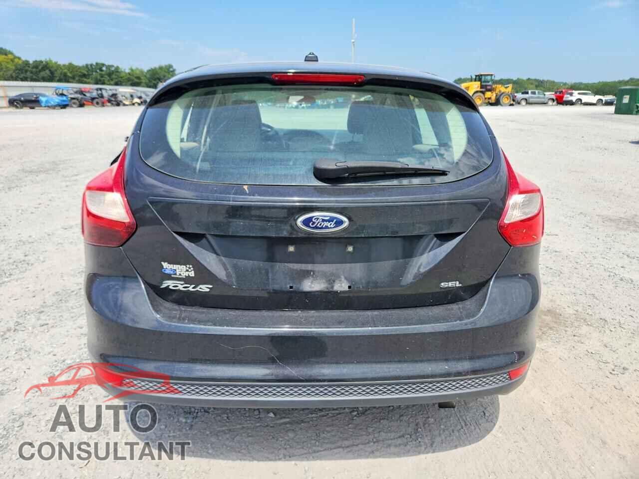 FORD FOCUS 2012 - 1FAHP3M27CL358720