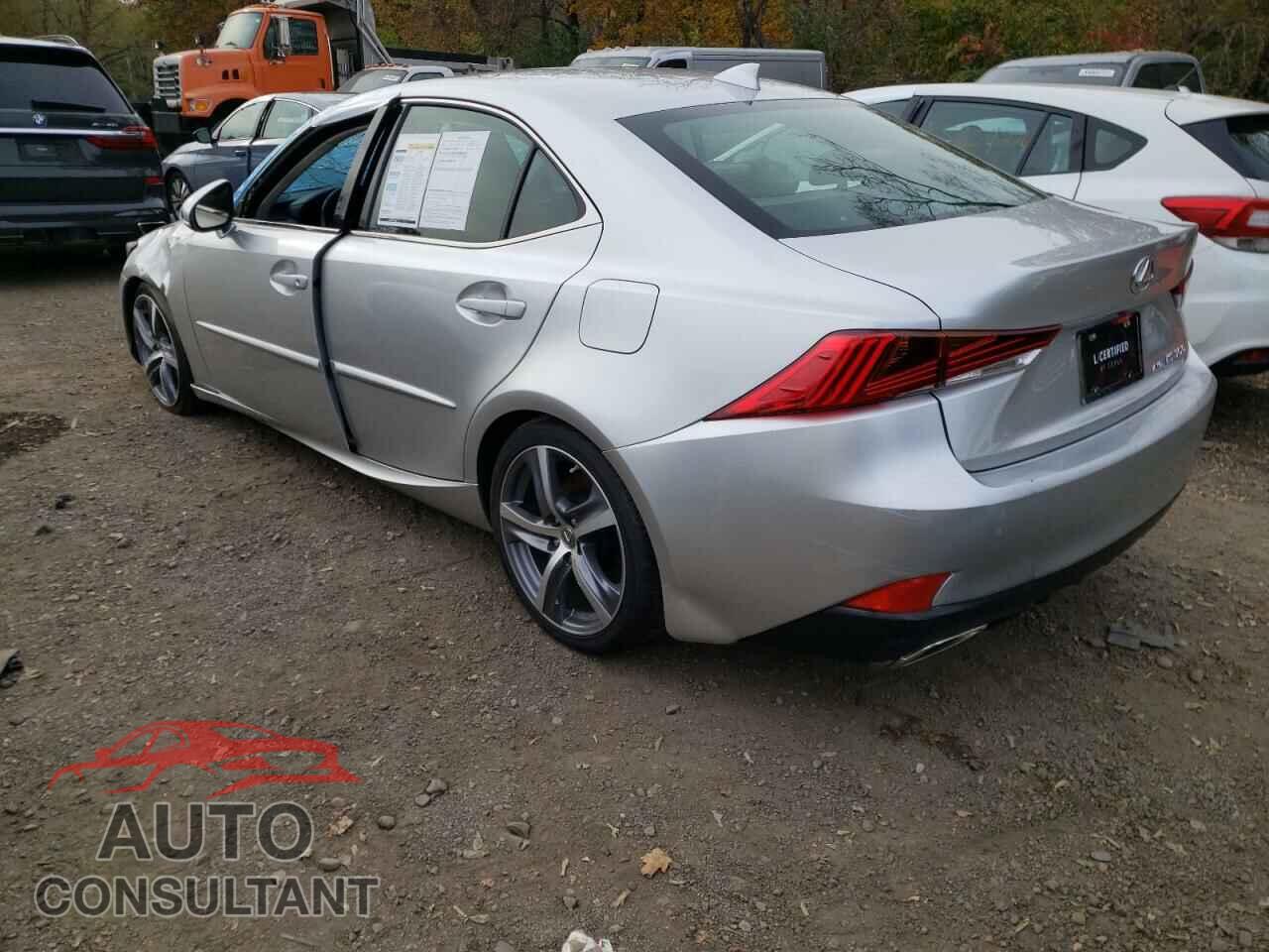LEXUS IS 2019 - JTHC81D29K5037222