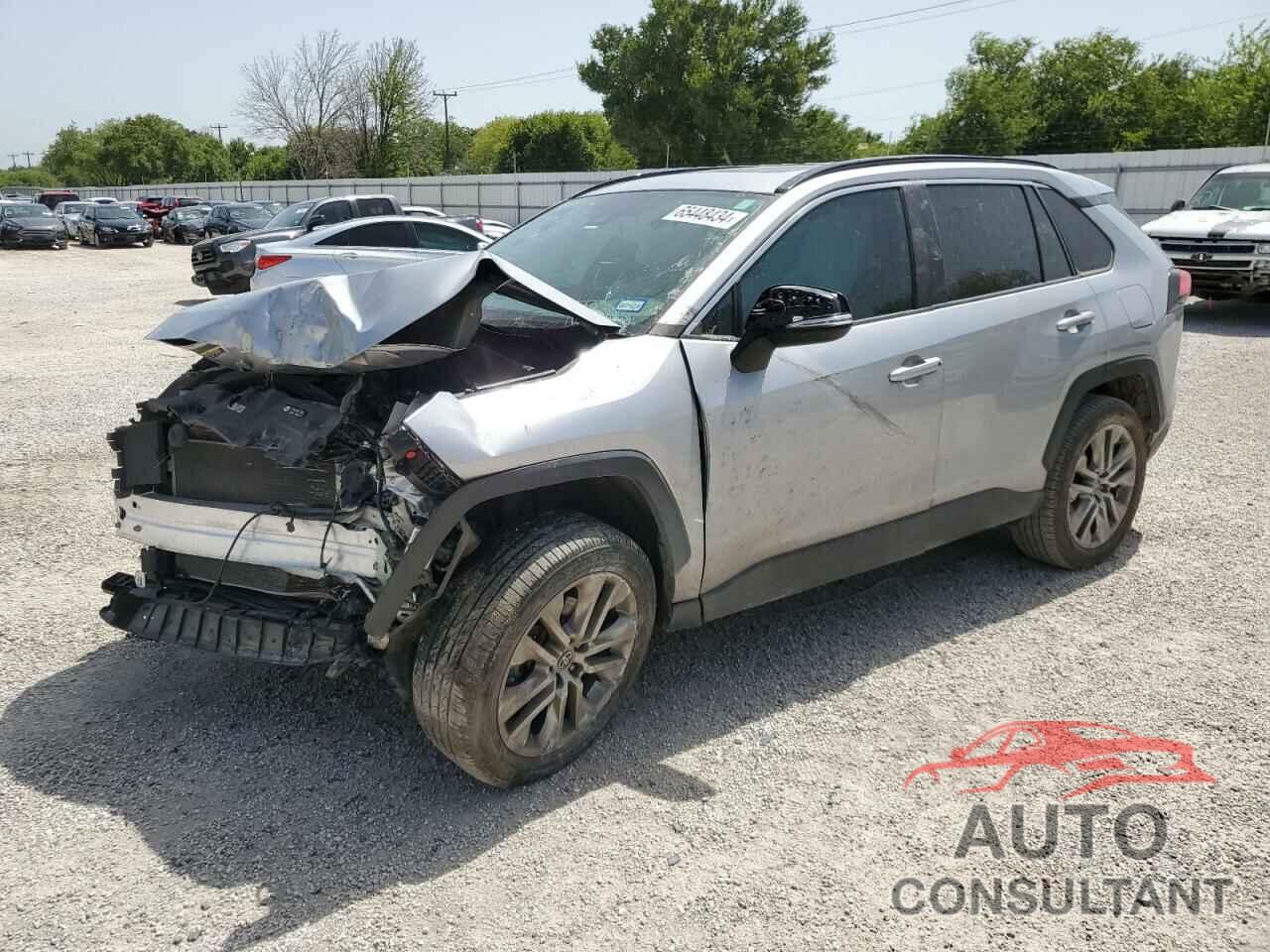 TOYOTA RAV4 2022 - 2T3A1RFV7NC272185