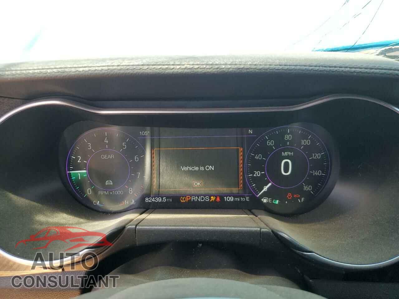 FORD MUSTANG 2018 - 1FA6P8CF2J5156751