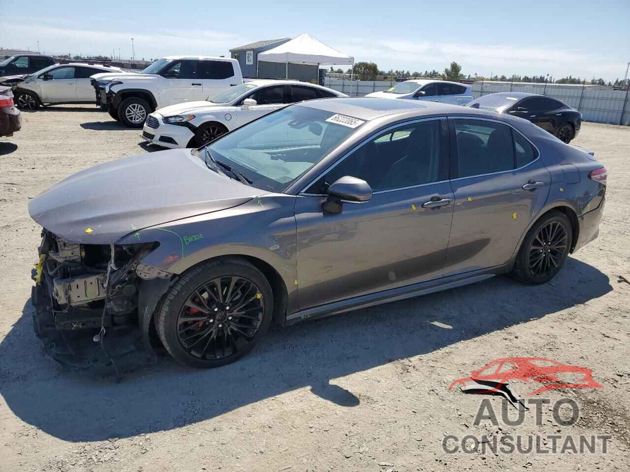 TOYOTA CAMRY 2018 - 4T1B21HK5JU001343
