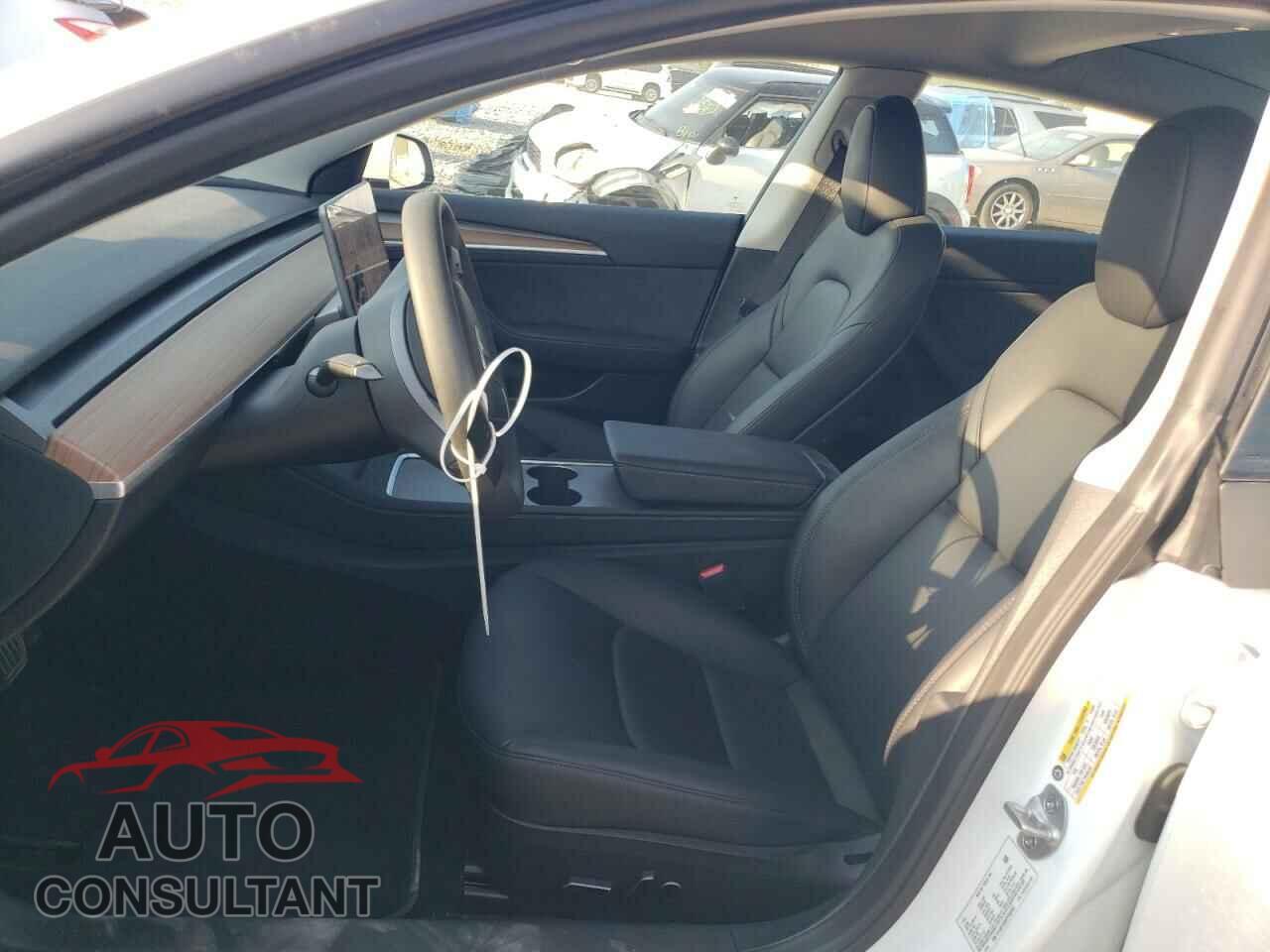 TESLA MODEL 3 2023 - 5YJ3E1EB9PF686937