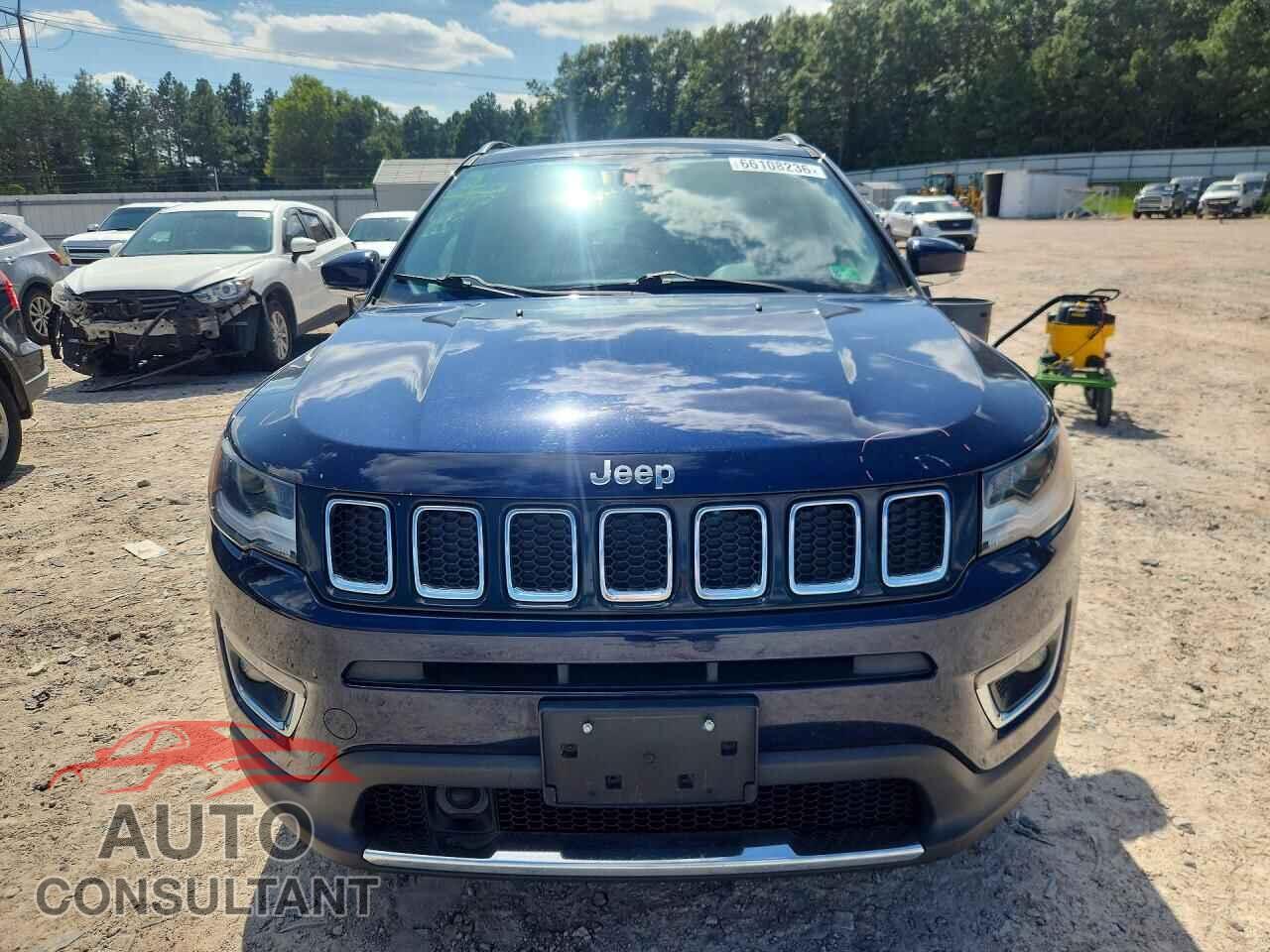 JEEP COMPASS 2017 - 3C4NJDCB8HT611013