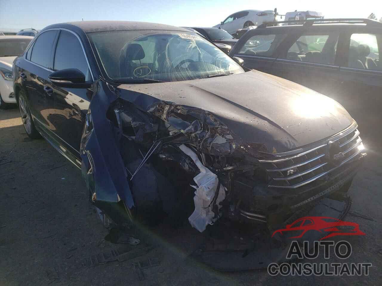 VOLKSWAGEN PASSAT 2017 - 1VWDT7A31HC068292