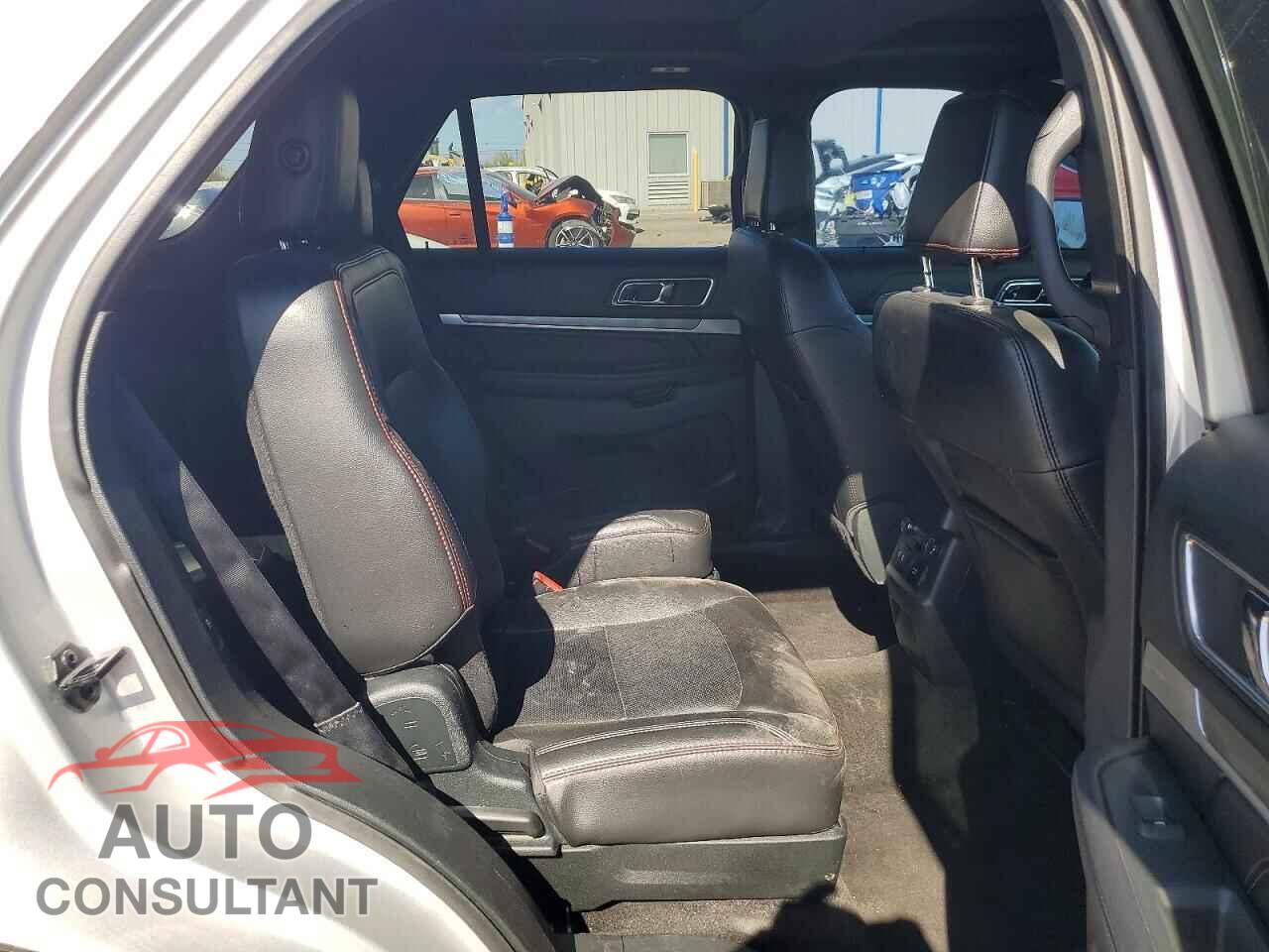 FORD EXPLORER 2018 - 1FM5K8GT5JGB56831