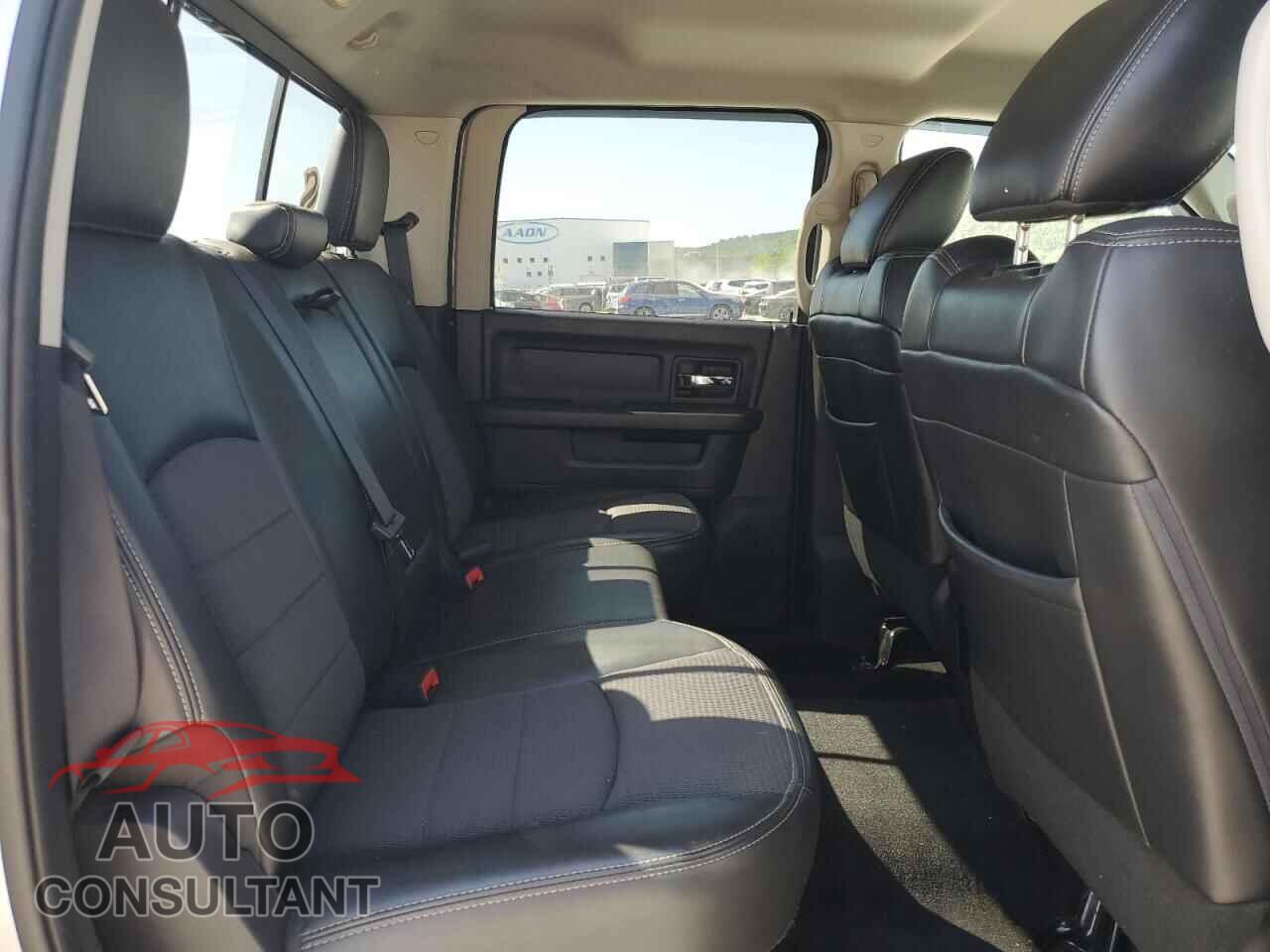 DODGE RAM 1500 2012 - 1C6RD7MT3CS266718