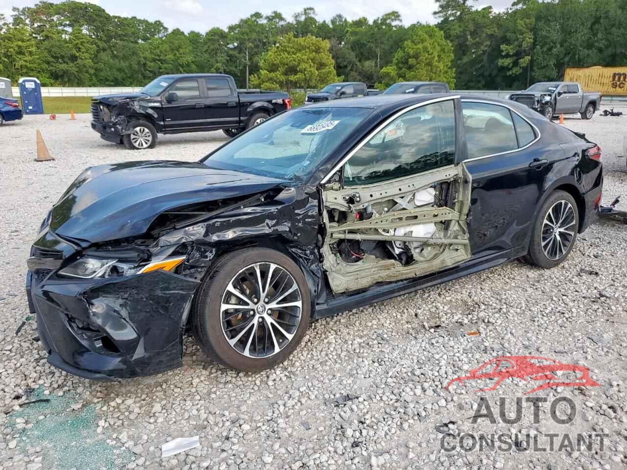 TOYOTA CAMRY 2018 - 4T1B11HK1JU596694