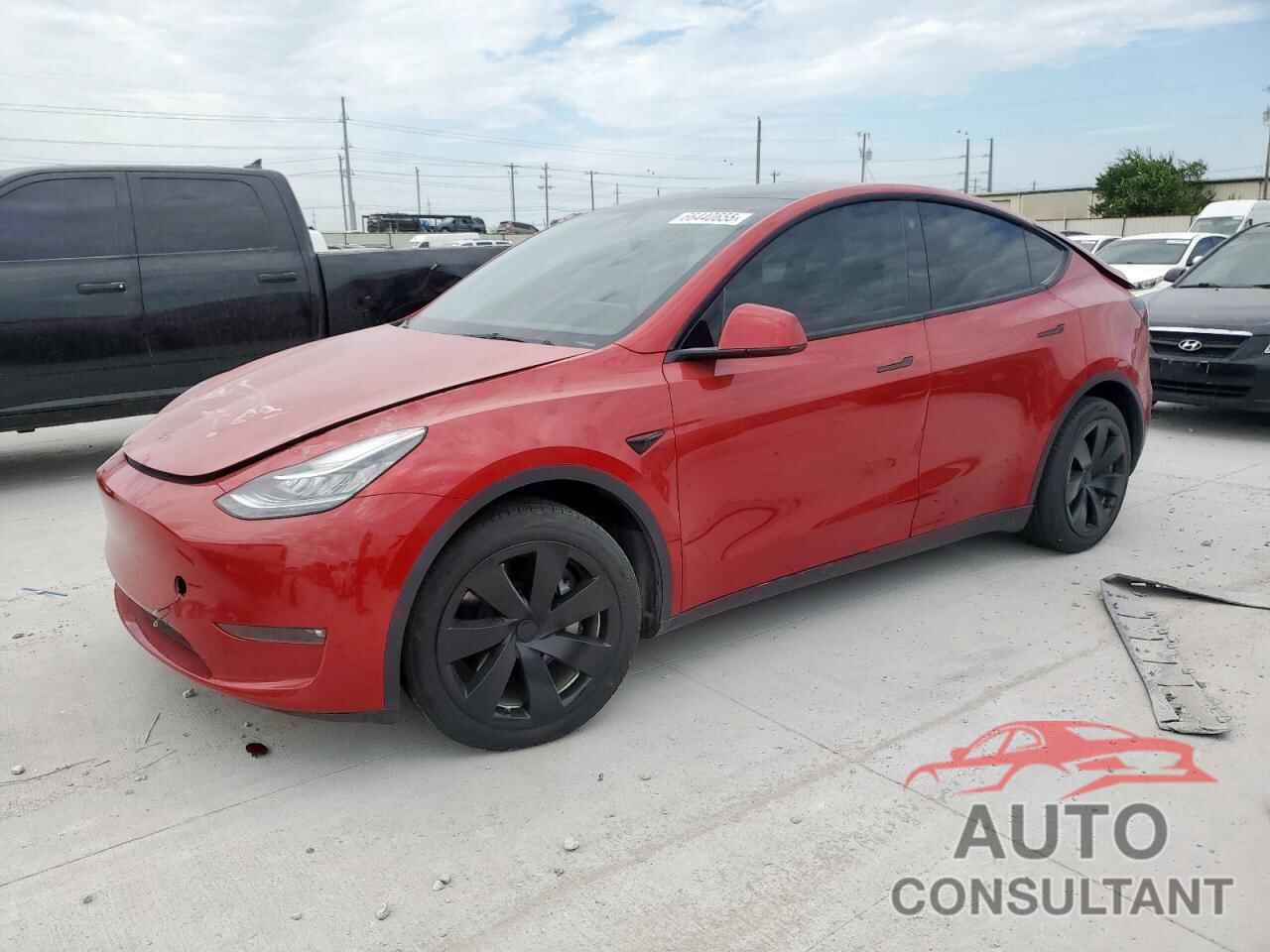 TESLA MODEL Y 2021 - 5YJYGAEE2MF261971